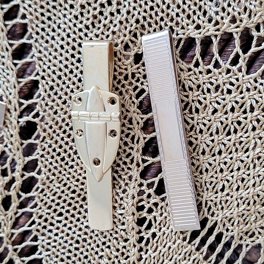 2 money clips